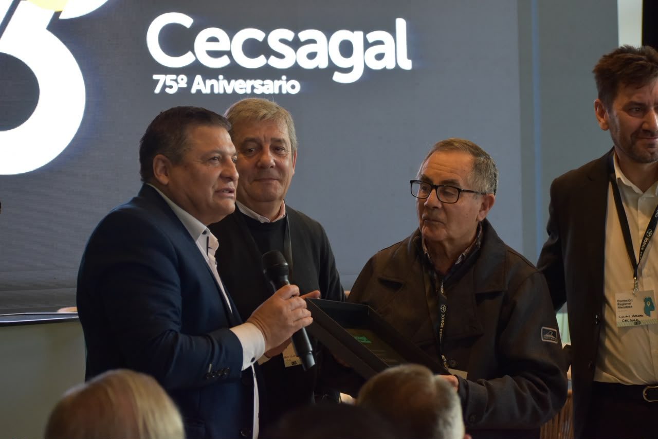 Pipo Álvarez: “Encender la luz cooperativa no se hace en soledad”